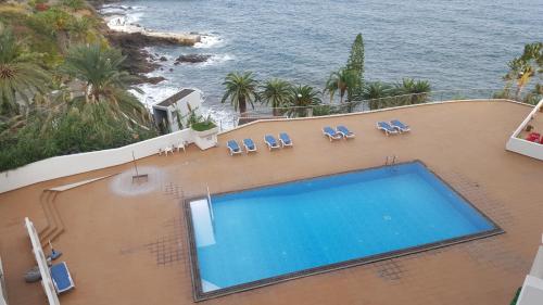 Apartamento Vista Mar e Piscina Funchal portugal