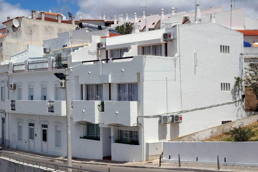 Appartements Apartamentos Pescadores Rua Sacadura Cabral, 23, 8200-176 Albufeira