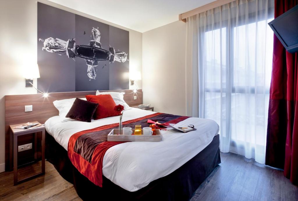 Appart'hôtel Aparthotel Adagio Aix-en-Provence Centre 3/5, rue des Chartreux, 13100 Aix-en-Provence