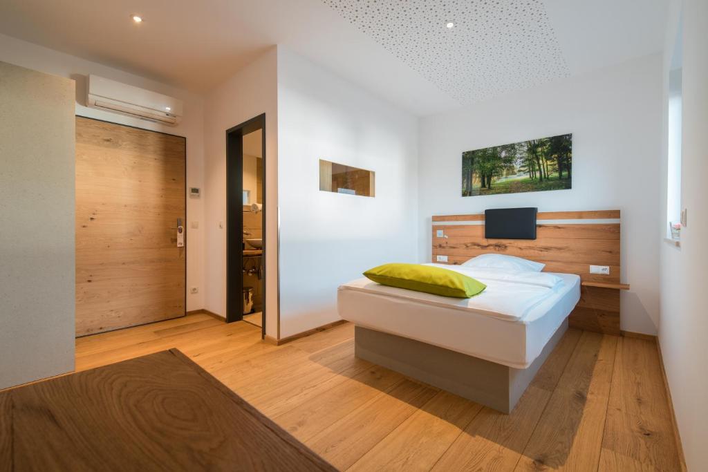 Appart'hôtel Aparthotel nah dran Gewerbering 43 B, 84180 Dingolfing