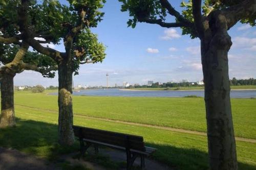 Apartment 120 qm -3 Schlafzimmer-2 Bäder- für 7 Gäste Düsseldorf allemagne