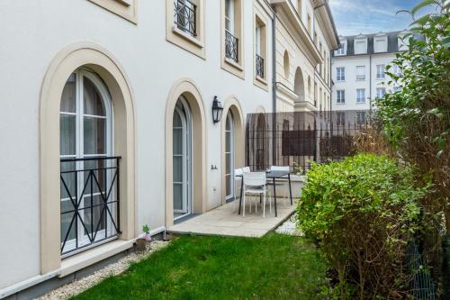 Apartment 2 Bedroomed Near Disneyland Paris with Garden Parking at Serris Serris france