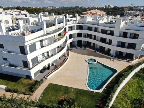 Apartment 2 bedrooms , centre of Alvor, open view and private parking Alvor portugal