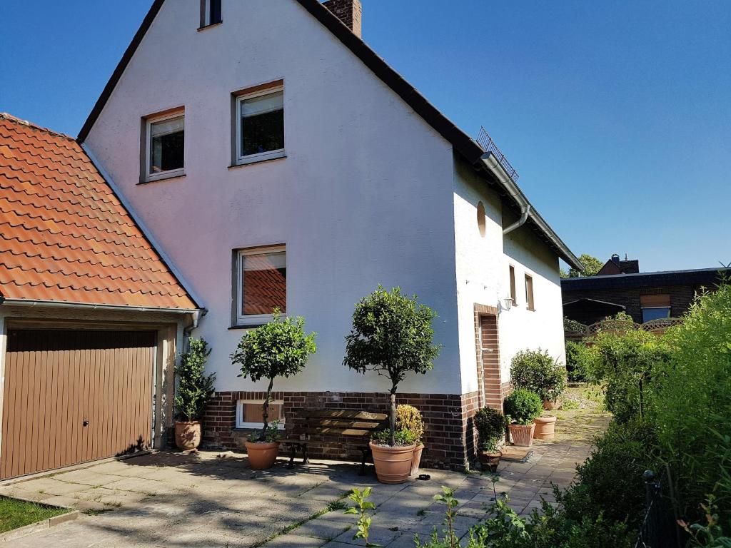 Appartement Apartment am Park Wiesenstraße 4, 31275 Lehrte