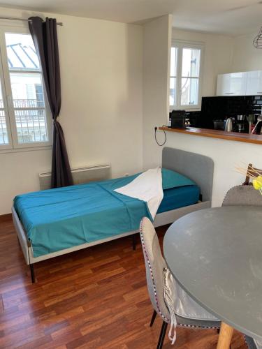 Apartment balcon & parking Serris france