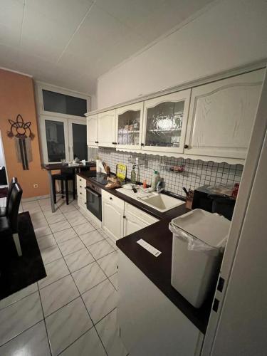 Appartement Apartment BOZ Solingen Schlagbaumer Str. 63 Solingen