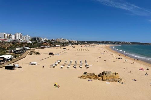 Apartment by the beach with parking and wifi by amcf Portimão portugal