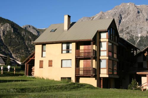 Apartment Challanches Nevache Hautes Alpes one of the most beautiful view Névache france