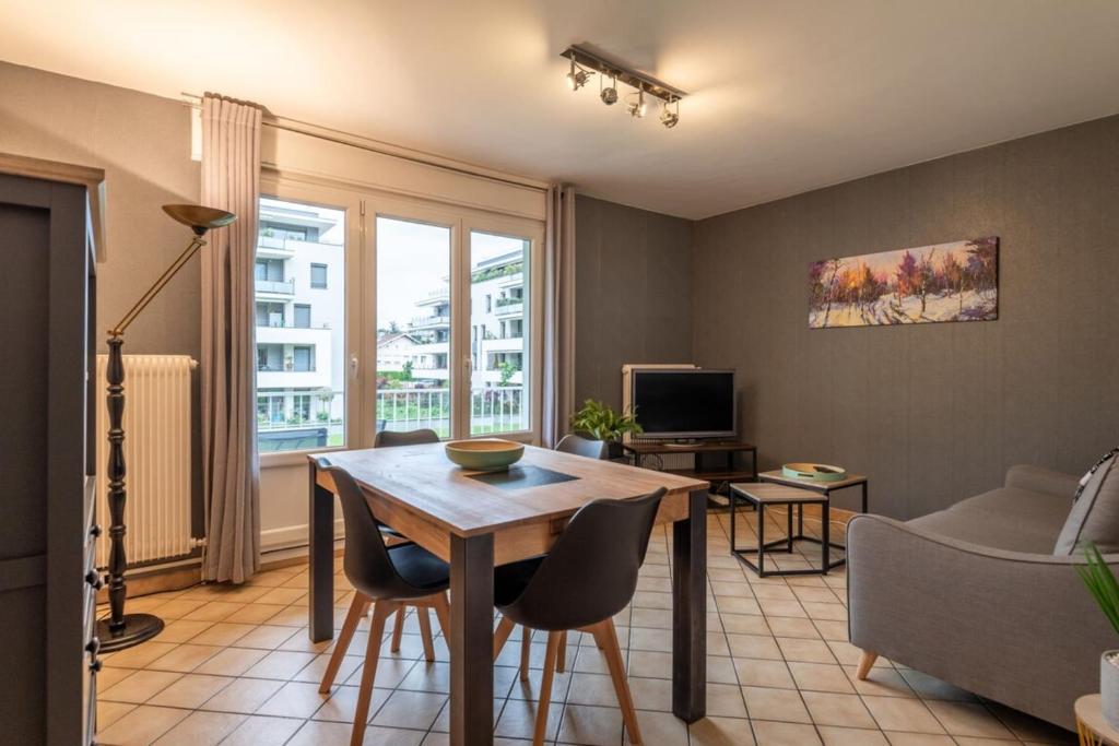 Appartement Apartment Classified 3 stars quiet close to the lake and shops 24 Chemin des Cloches, 74940 Annecy