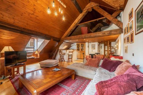 Apartment Classified 4 stars in the heart of the old town Annecy france