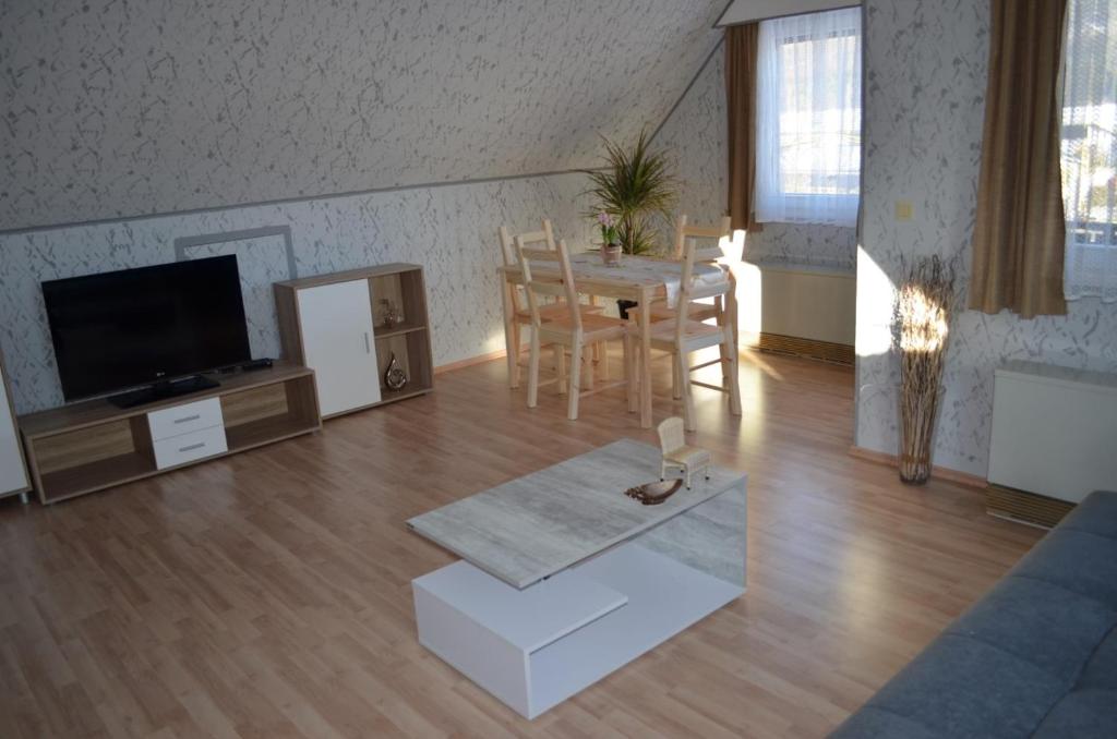 Appartement Apartment da Elisa 12 Mozartstraße, 78604 Rietheim-Weilheim