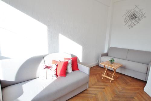 Apartment Escurial Nice france