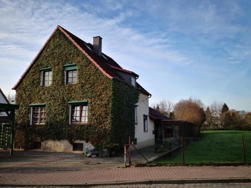 Apartment Ferienwohnung Emmerthal auch für Monteure FeWo Emmerthal allemagne