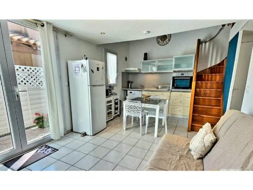 Maison de vacances Apartment for 6 people 100m from the beach of Valras-plage 53 Cami Founjut Valras-Plage