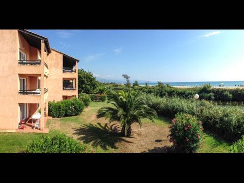 Apartment for 8 people with 2 bathrooms, on the sea Ghisonaccia france