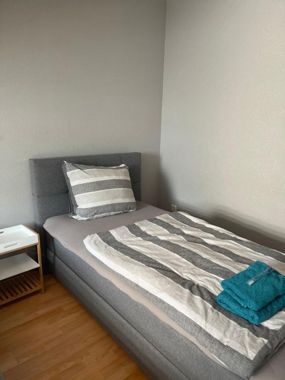 Appartement Apartment groß 4 Zimmer 288 Gelsenkirchener Straße, 45327 Essen