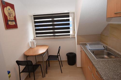 Appartement Apartment Hedelfingen I 27 Friedrichshafener Straße Stuttgart