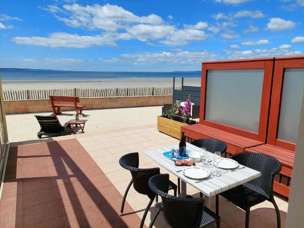 Appartement Apartment in excellent location, direct access to the beach, Plonévez-Porzay , 29550 Plonévez-Porzay