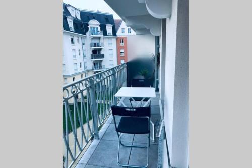 Apartment in Paris Suburb, 15 minutes to center. Le Blanc-Mesnil france