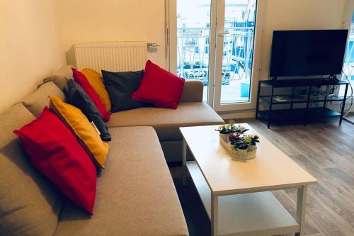 Appartement Apartment in Paris Suburb, 15 minutes to center. 337 18 Avenue Charles de Gaulle Le Blanc-Mesnil