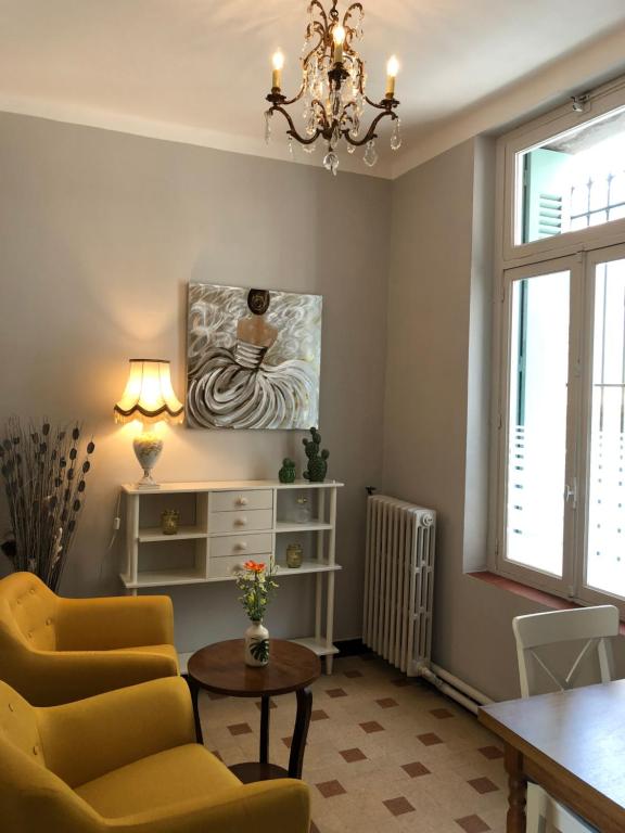 Appartement Apartment Jeanne 54 Rue Voltaire, 11000 Carcassonne