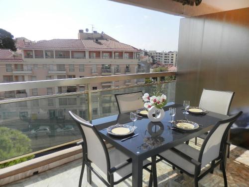 Apartment Le Bay Cannes france