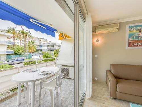 Apartment Le Beach Garden Cannes france