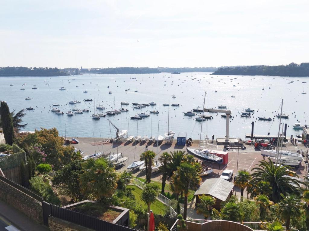 Appartement Apartment Le Beauvoir Rose , 35800 Dinard