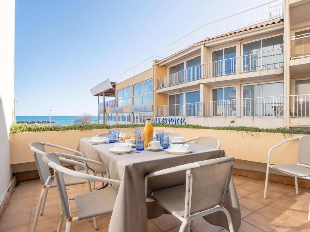 Appartement Apartment Le Capri , 34300 Le Cap d\'Agde