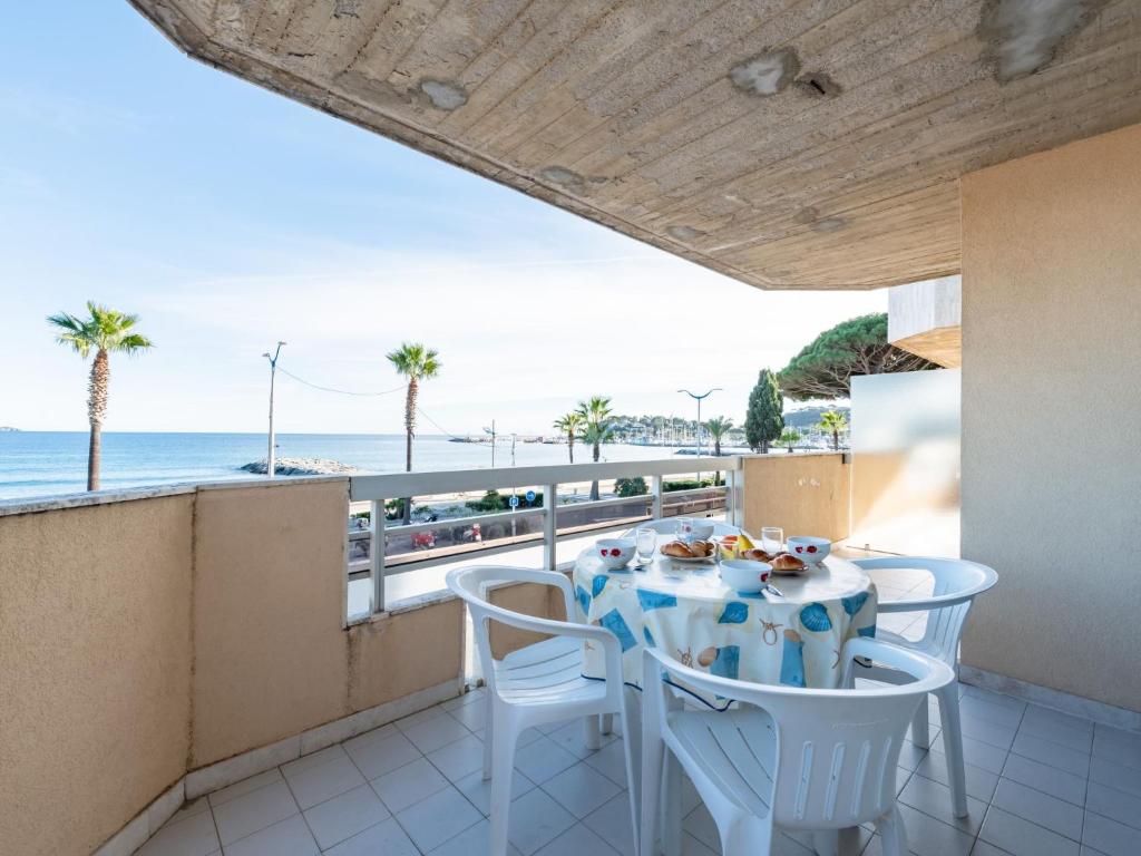 Appartement Apartment Le Palazzo del Mar-12 , 83240 Cavalaire-sur-Mer