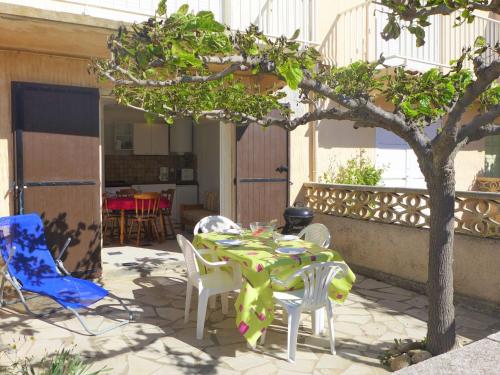 Apartment Les Goelettes Saint Pierre La Mer france