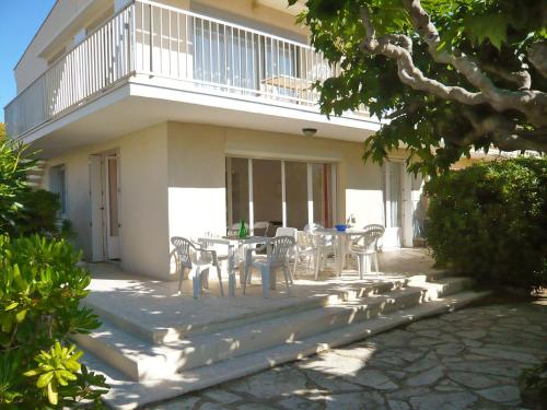 Appartement Apartment Les Hirondelles  Narbonne-Plage