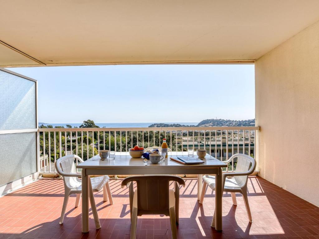 Appartement Apartment Les Mimosas-1 , 83240 Cavalaire-sur-Mer