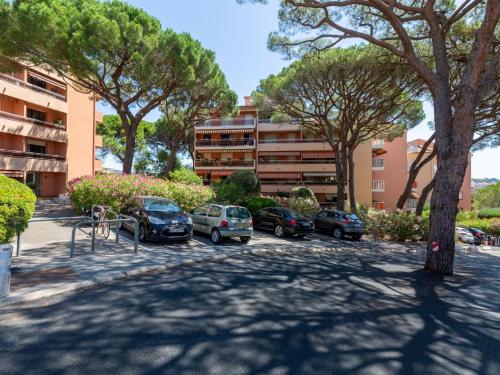 Apartment Les Pins Ensoleilles-8 Sainte-Maxime france