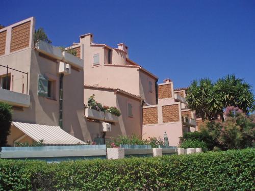 Apartment Les Terrasses Fleuries Saint-Cyprien Plage france