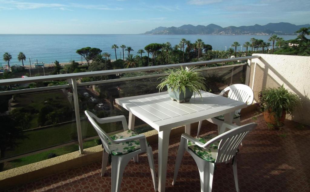 Appartement Apartment Montmorency Chemin de la Nadine, 06400 Cannes