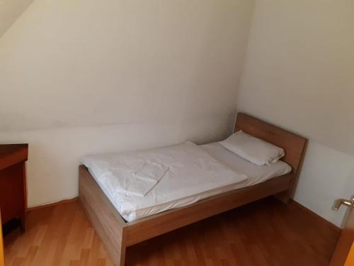 Appartement Apartment Öffingen 77 28 Hauptstraße Fellbach