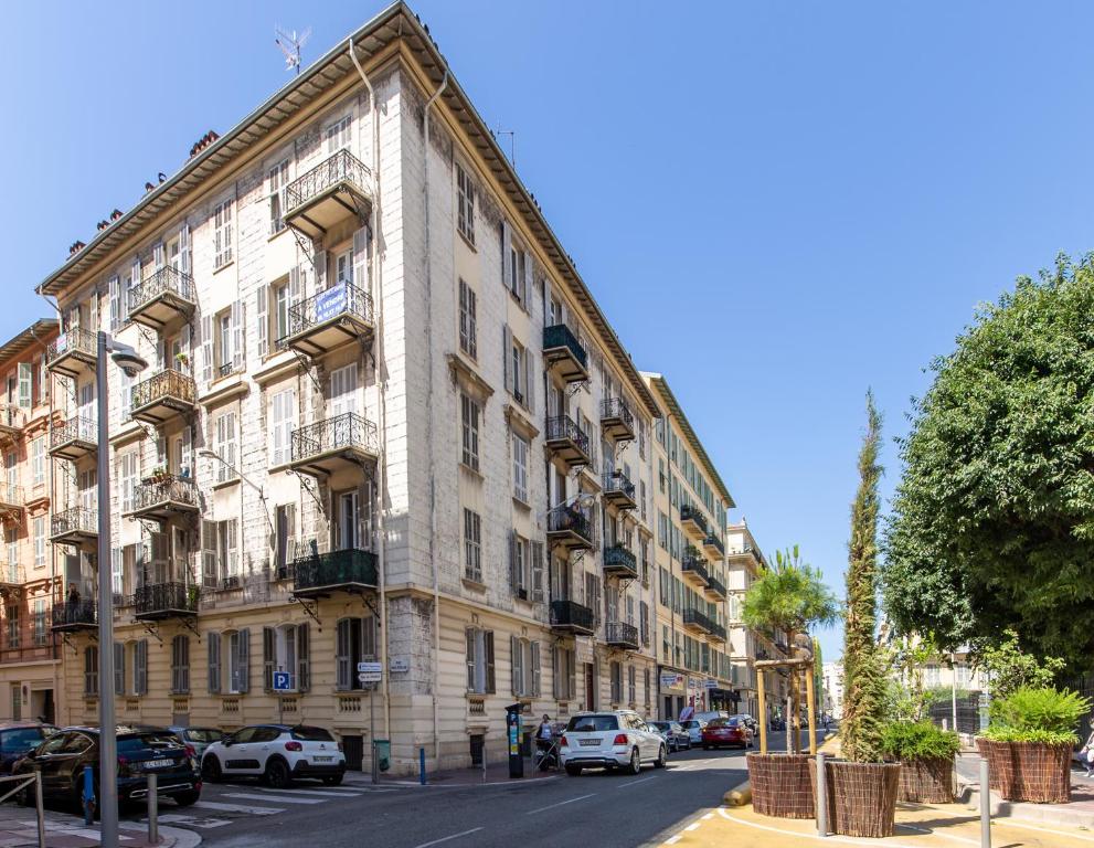 Appartements Apartment on Dante street next to the sea 3 rue dante, 06000 Nice