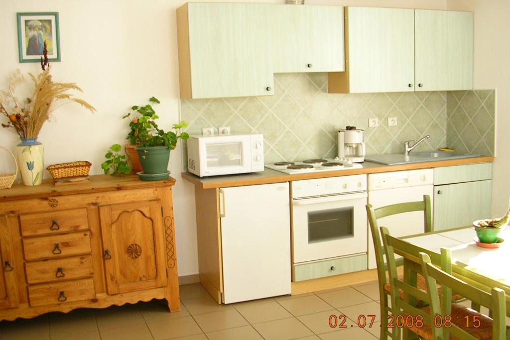 Appartement Apartment on the ground floor - Brigitte Pic Le Chazelet, 05320 La Grave