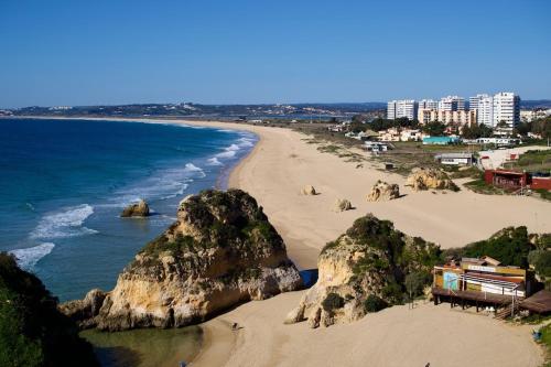 Appartement Apartment Palmira, 2 Bedrooms, Alvor. Fabulous views! URB Vista Mar Serra, Lote 3, Apart 602-6 Alvor