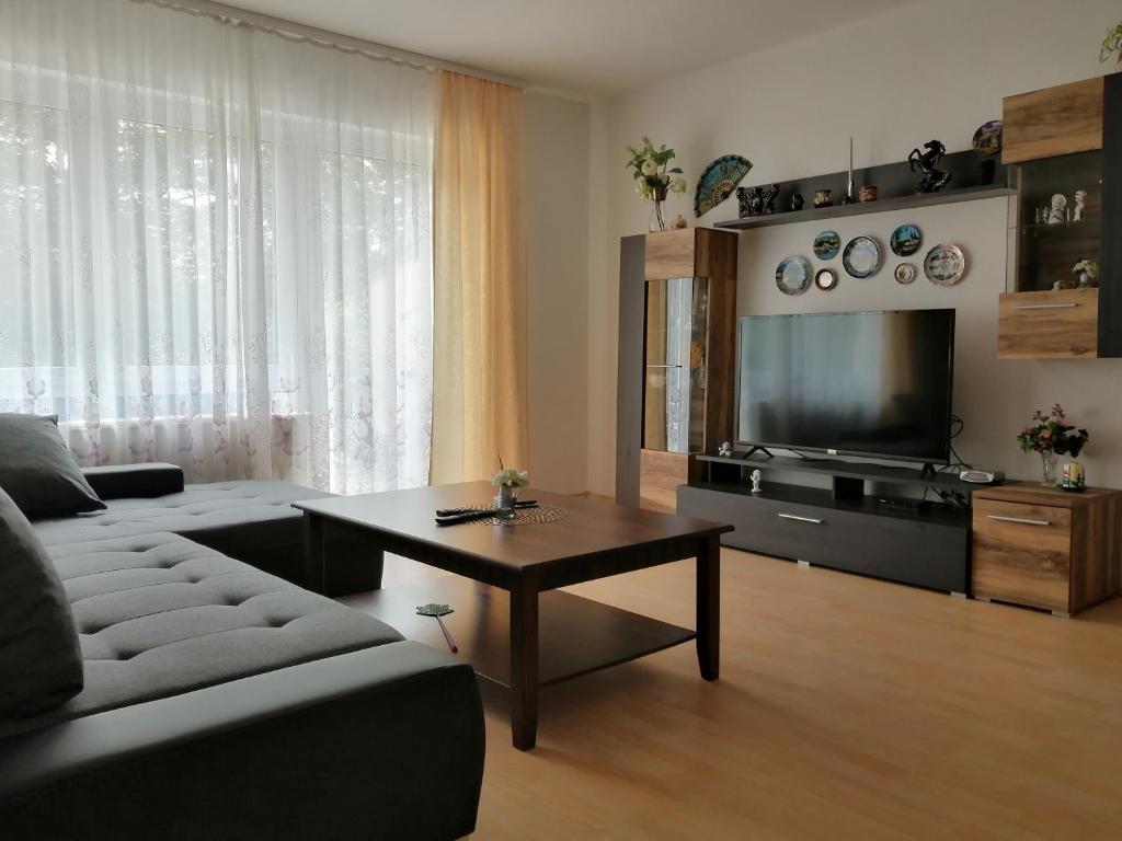 Appartement Apartment Paradies 18/1 Lindenallee, 74613 Öhringen