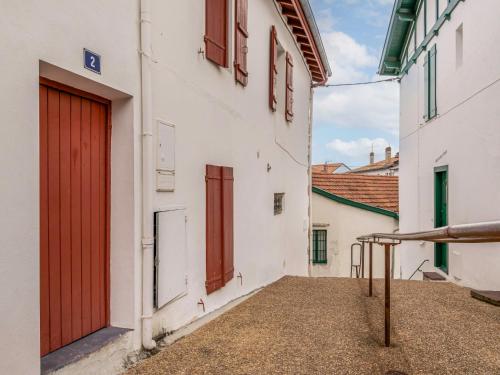 Appartement Apartment Passage de l'escalier  Ciboure