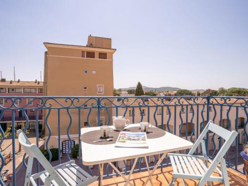 Appartement Apartment Place Spoerry  Grimaud