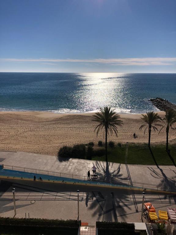 Appartement Apartment Sea View 20m to beach - TOP Quarteira ALGARVE Rua do Leste Edifício Girassol N. 36, 8125-097 Quarteira