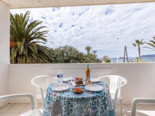 Apartment Super Plage-6 Saint-Cyr-sur-Mer france