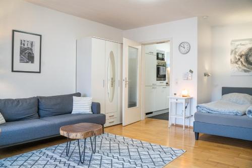 Appartements Apartment und WG-Doppelzimmer Sonnenhalde Otto-Erbe-Weg 9 Tübingen