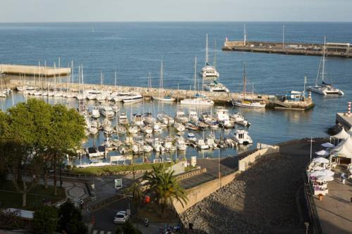 Apartment W Stunning View - MARINA - Free Parking & AC Funchal portugal