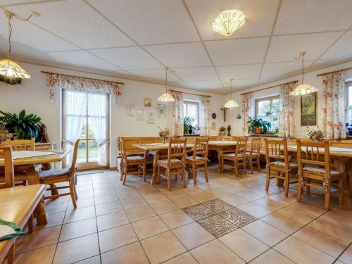 Apartment with all amenities garden and sauna located in a very tranquil area Dietersdorf allemagne