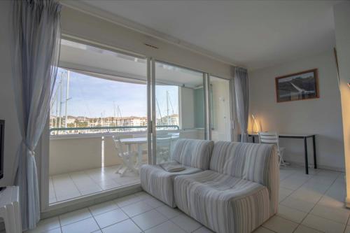 Appartement Apartment With Balcony And View On The Port 32 Quai Octave Fréjus