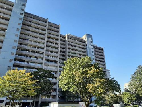 Appartement Apartment with balcony close to the Rhine near D sseldorf  Neuss